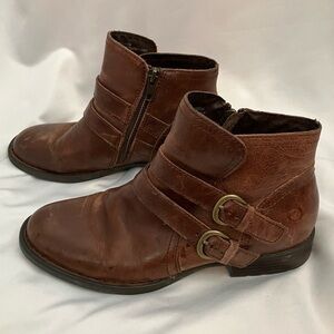 BORN Pirlo Leather Buckle Ankle Boots 7M